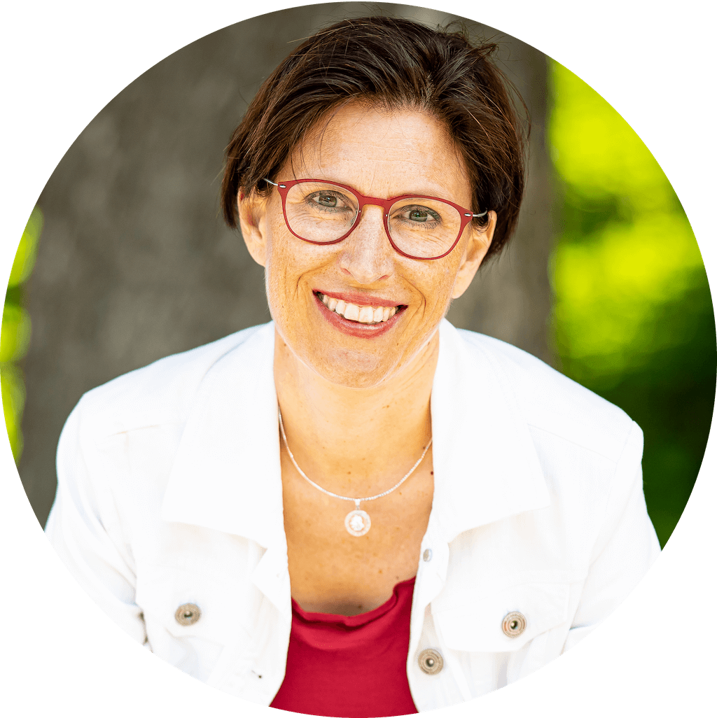 Speaker - Celine Tüyeni